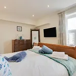4 Bed In Oc-w1030 Vakantiehuis