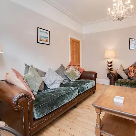 4 Bed In Oc-w1030 *